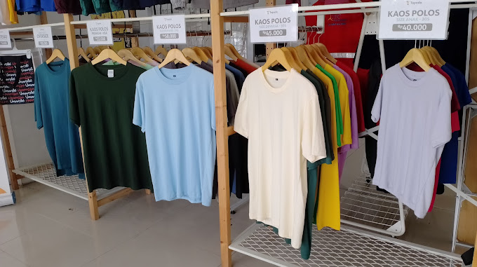Tips Memilih Kaos yang Tepat untuk Cuaca Panas 5 - Toko kaos terdekat